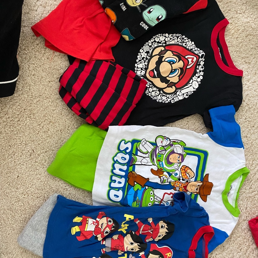 Bundle toddler boy pajamas 3 pants/shirt sleeve 1 shorts/shirt sleeve